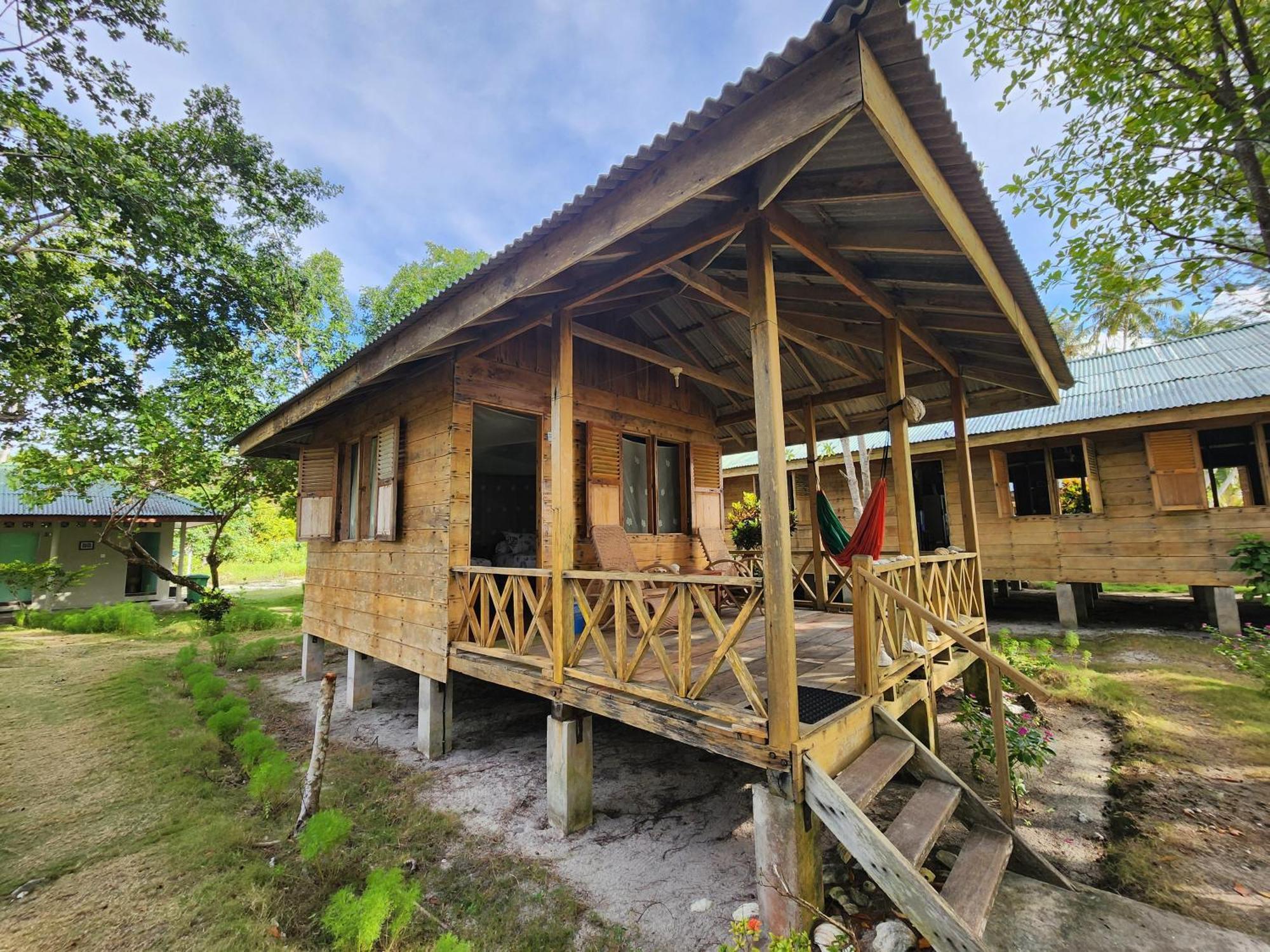 MB Palambak Island Resort Pulau Palambakbesar Bagian luar foto