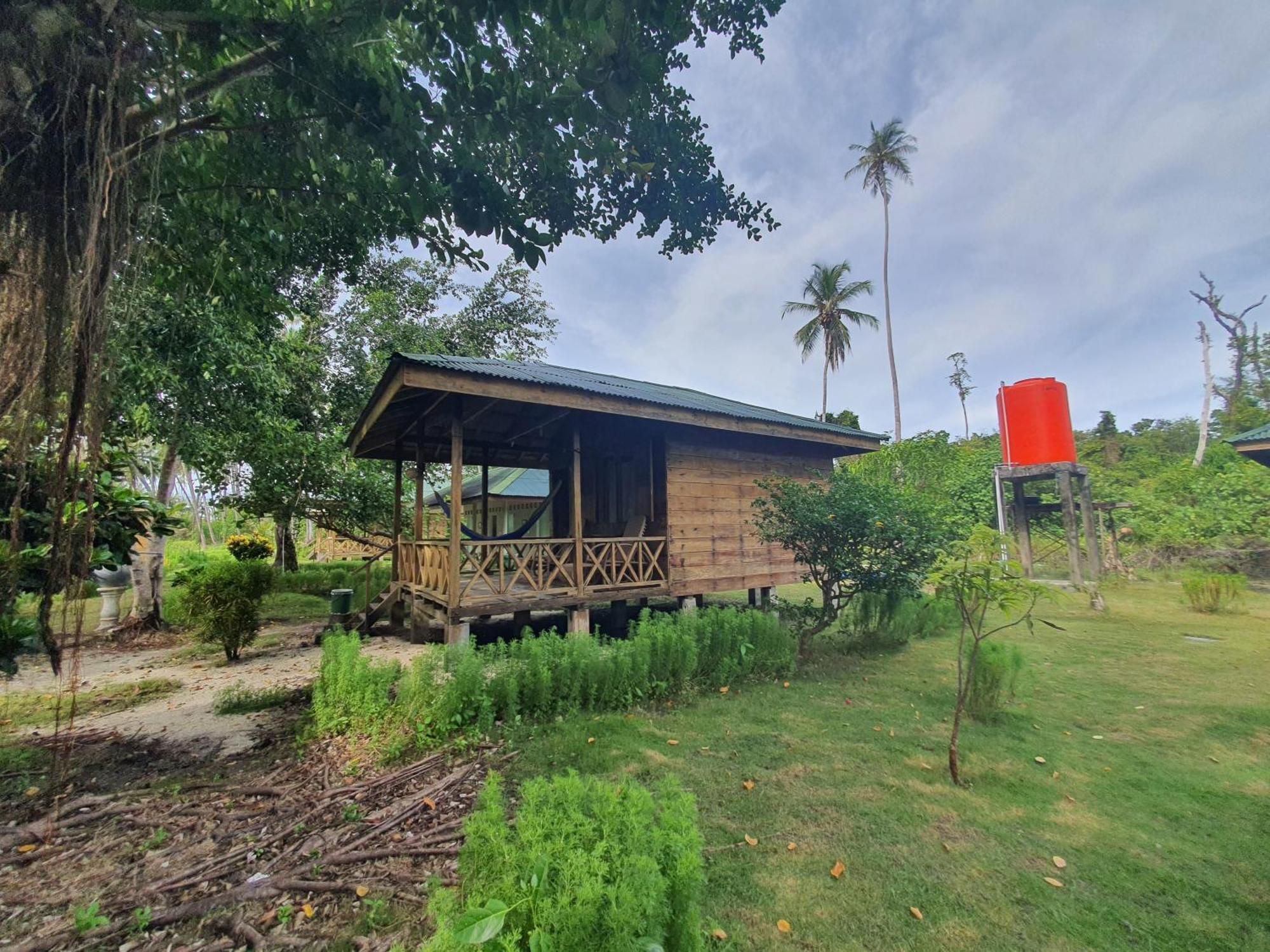 MB Palambak Island Resort Pulau Palambakbesar Bagian luar foto