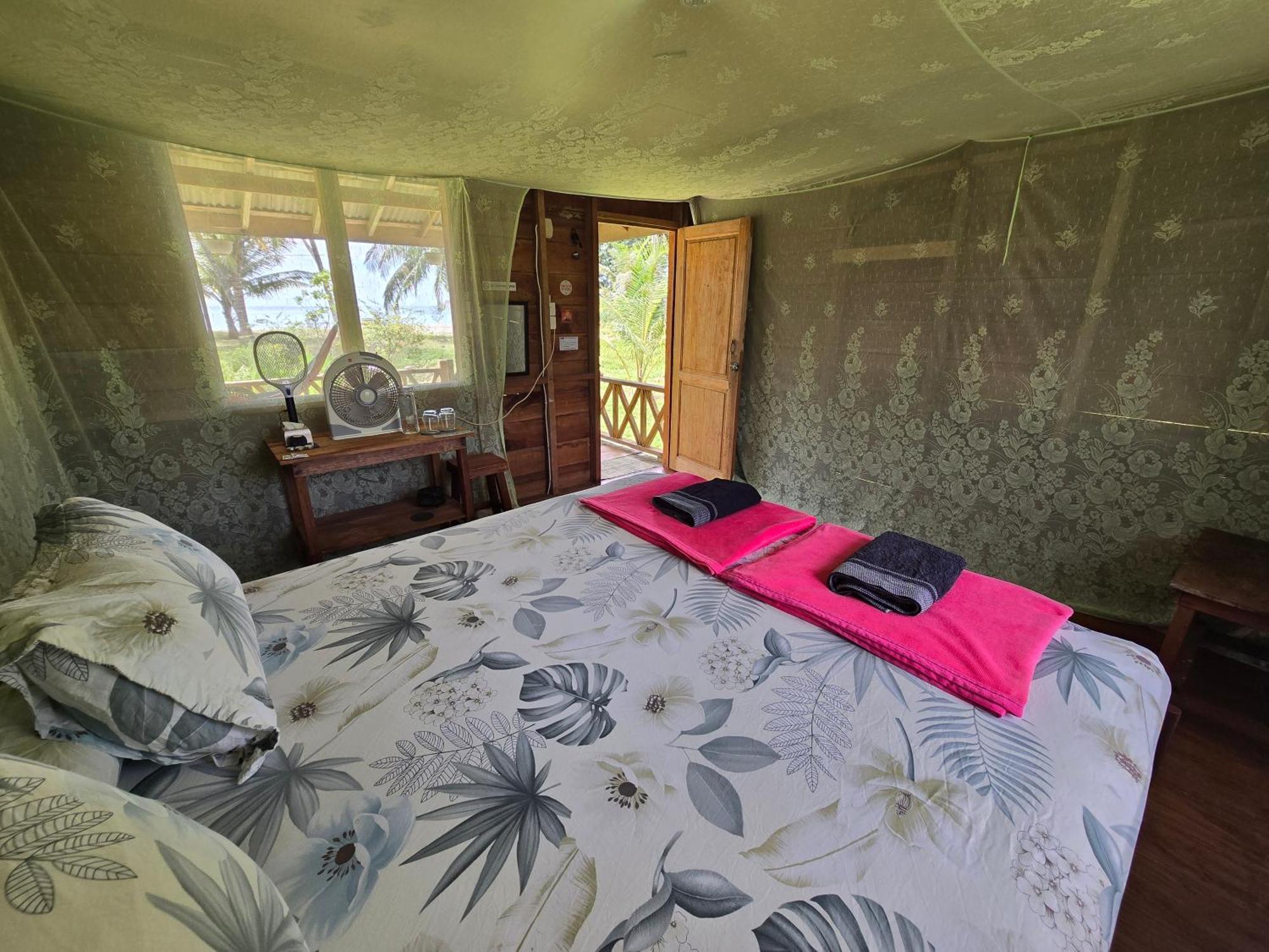 MB Palambak Island Resort Pulau Palambakbesar Bagian luar foto