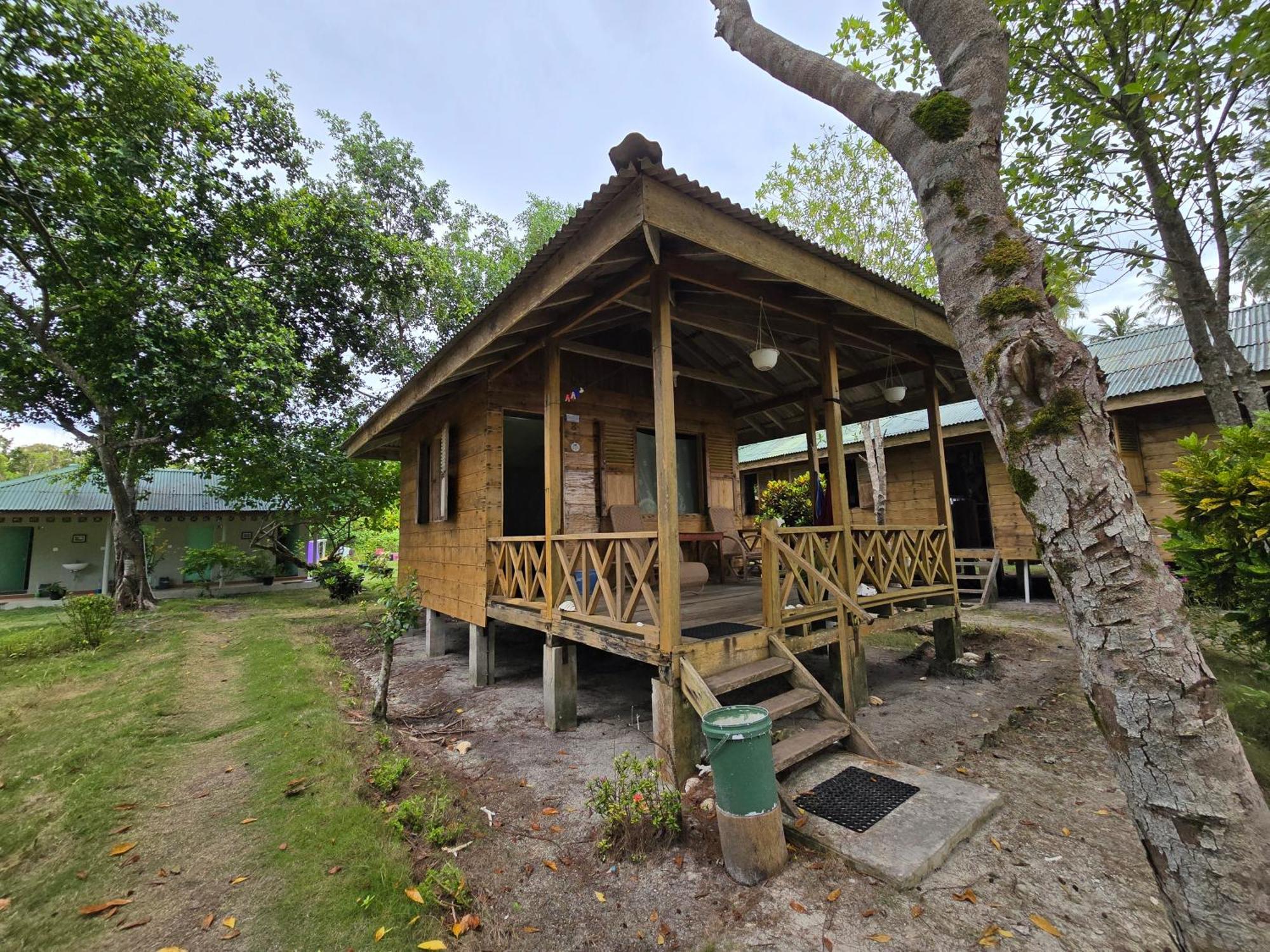 MB Palambak Island Resort Pulau Palambakbesar Bagian luar foto